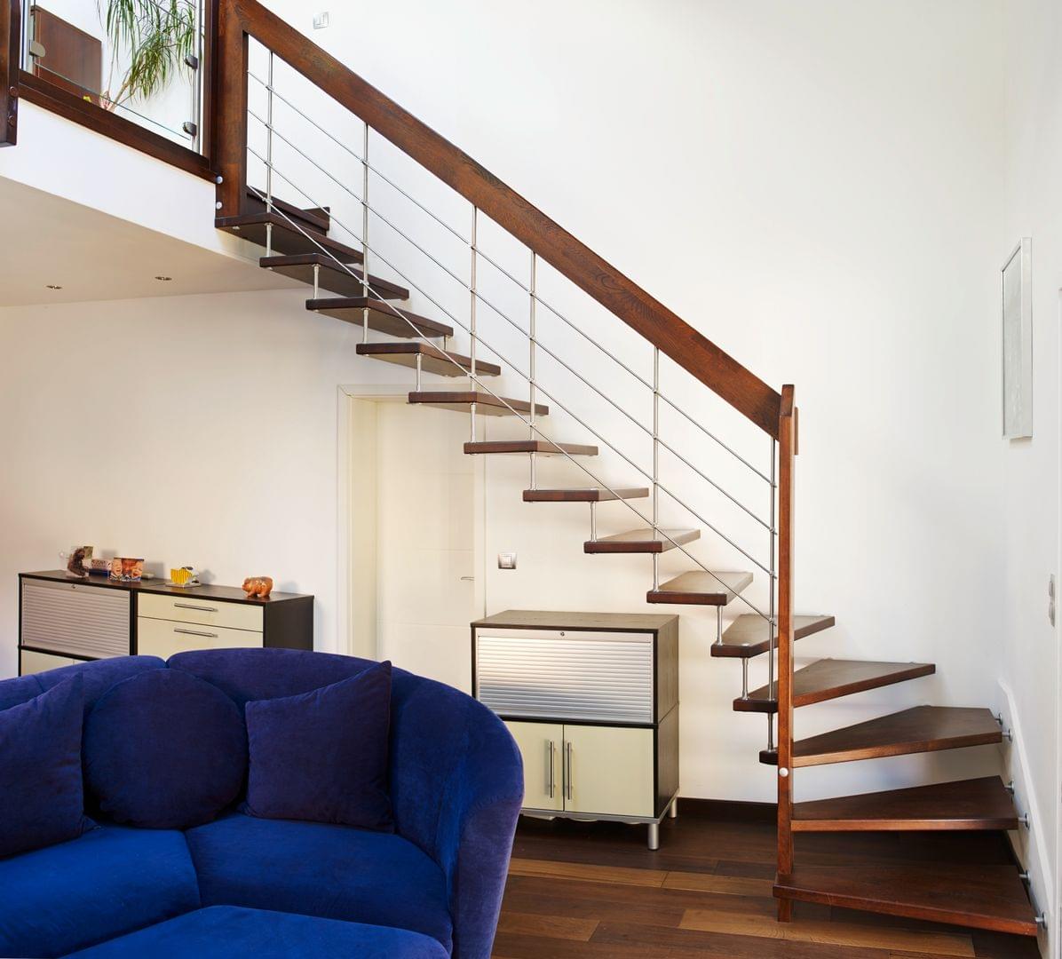 Escalier suspendu quart-tournant bois garde-corps Reling inox - Treppenmeister