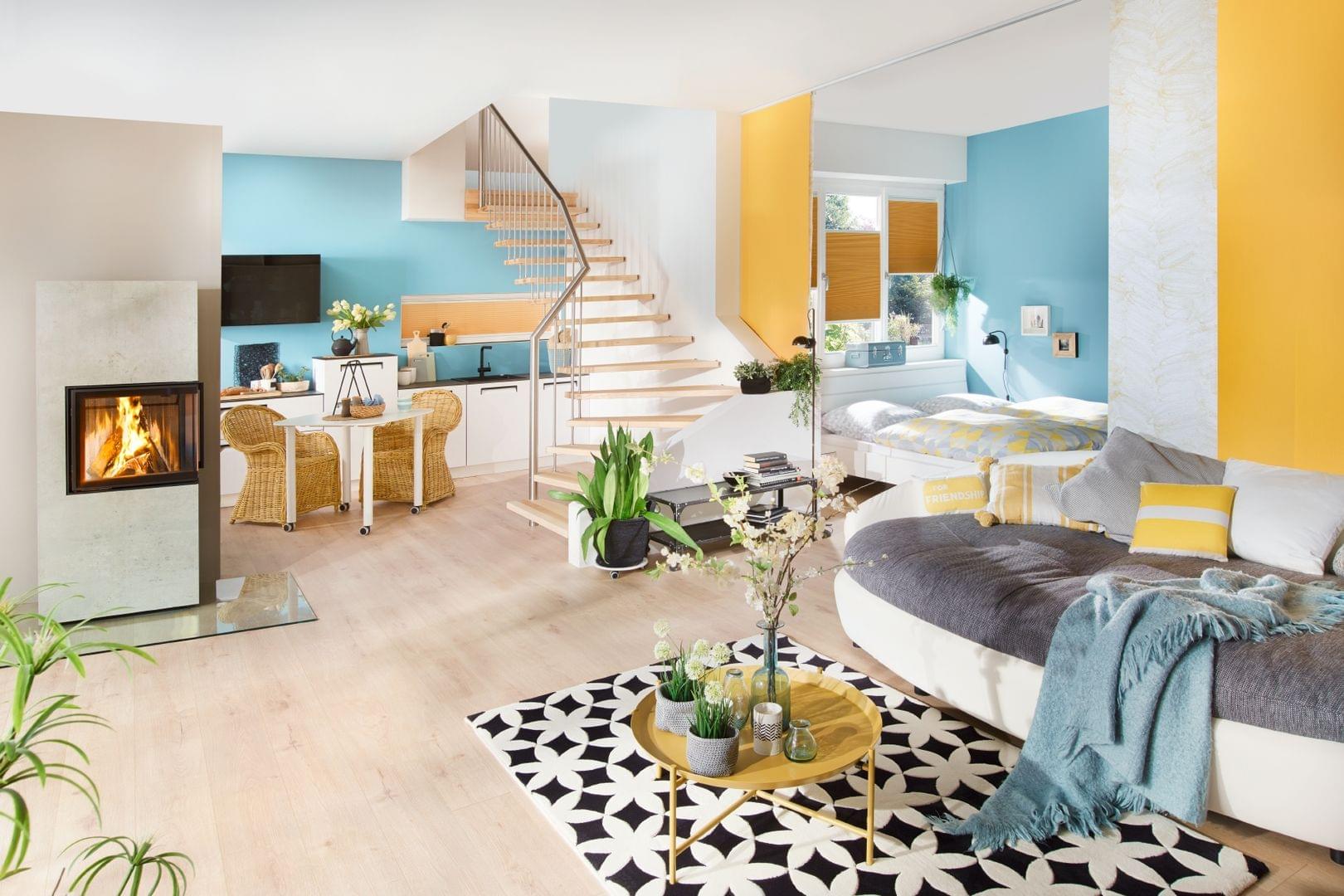 Escalier suspendu en bois avec garde-corps en acier inoxydable | Treppenmeister